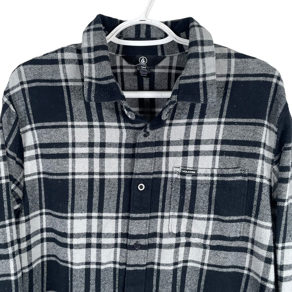 Volcom Flannel Button Up Shirt Mens M Black Plaid Long Sleeve Cotton - Picture 1 of 6